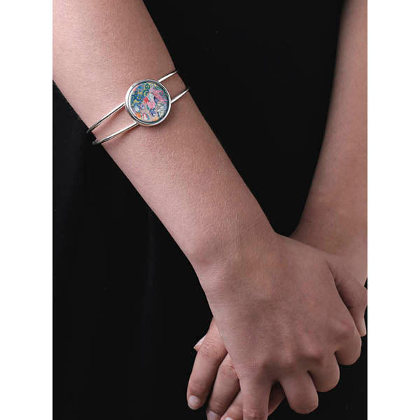 Klimt Ria Munk Bangle - worn