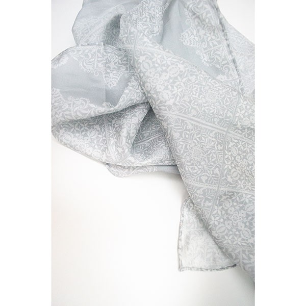 Victorian Lace Habotai Scarf Grey - Detail